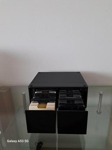 Minidisc bewaardoos voor 30 minidiscs beschikbaar voor biedingen