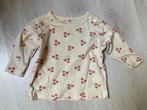 Beige shirtje met lange mouwen maat 56, Ophalen of Verzenden, Zo goed als nieuw, Jongetje of Meisje, Shirtje of Longsleeve