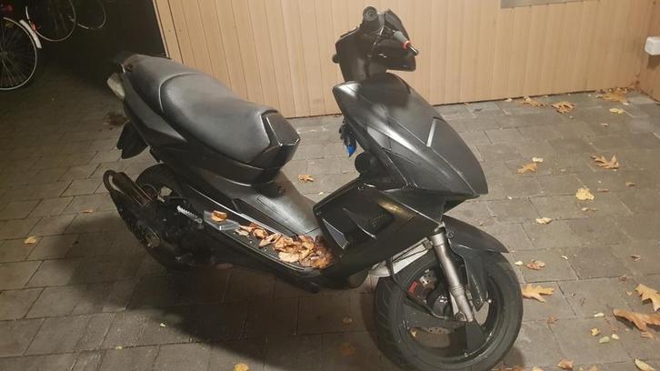 TGB Bullet Limited Edition (2takt), Fietsen en Brommers, Brommers | Overige merken, Zo goed als nieuw, Maximaal 45 km/u, Ophalen of Verzenden
