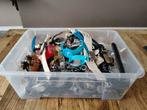 Grote bak met 175 horloges, Sieraden, Tassen en Uiterlijk, Horloges | Heren, Staal, Polshorloge, Ophalen of Verzenden, Zo goed als nieuw