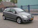 Mercedes-Benz B-Klasse 160 BlueEFFICIENCY (bj 2010), Voorwielaandrijving, Euro 5, Start-stop-systeem, 4 cilinders