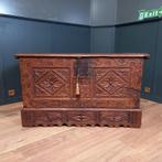 Grote Spaanse antieke kastanjehouten primitieve kist, Huis en Inrichting, Gebruikt, 50 tot 75 cm, Minder dan 50 cm, Ophalen of Verzenden