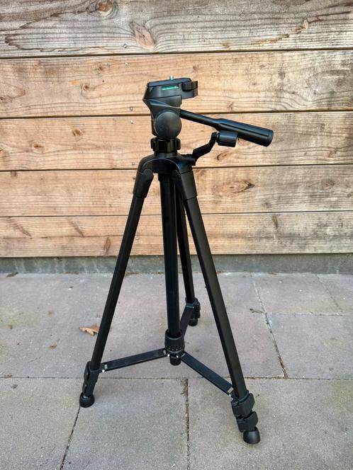 Statief, Audio, Tv en Foto, Fotografie | Statieven en Balhoofden, Zo goed als nieuw, Driepoot, Minder dan 150 cm, Ophalen of Verzenden