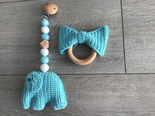 Turquoise wagenhanger en turquoise bijtring, Kinderen en Baby's, Babymode-accessoires, Nieuw, Ophalen of Verzenden