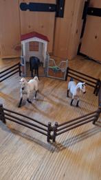 Super mooie schleich paarden en stal, Verzamelen, Speelgoed, Ophalen of Verzenden, Zo goed als nieuw
