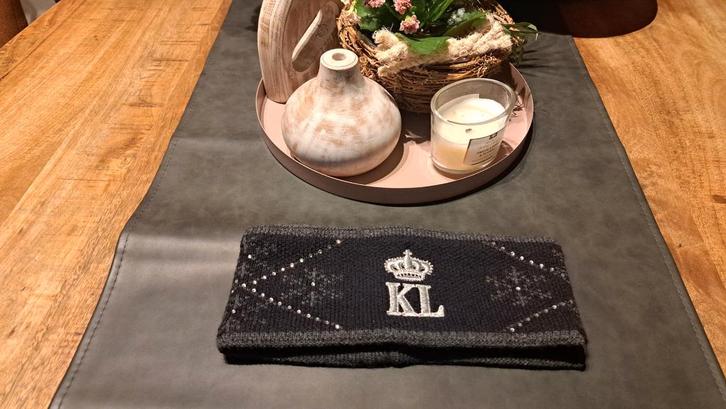 Kingsland Delia Hoofdband Zwart, Kleding | Dames, Hoeden en Petten, Nieuw, Hoed, One size fits all, Ophalen of Verzenden