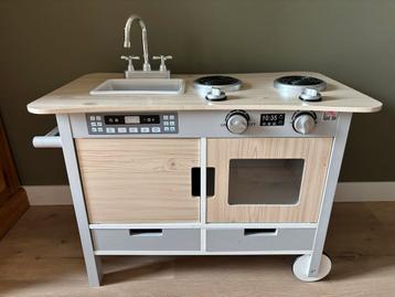 Speelkeuken Kinder keukentje beschikbaar voor biedingen