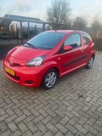 Toyota Aygo 1.0 12V Vvt-i 3DRS 2010 Dealer onderhouden!!, Auto's, Voorwielaandrijving, 4 stoelen, 68 pk, Origineel Nederlands