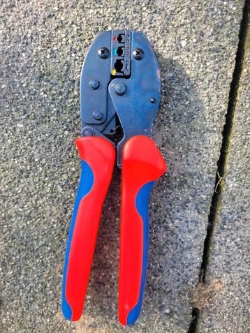 Krimptang voor Kabelschoentjes beschikbaar voor biedingen