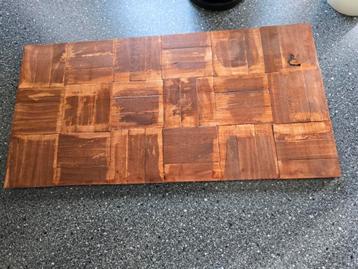 Houten onderzetter 41 x 21 cm beschikbaar voor biedingen