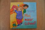 Hoi, naar school! - Vivian den Hollander en Dagmar Stam, Ophalen of Verzenden, Zo goed als nieuw, Fictie algemeen