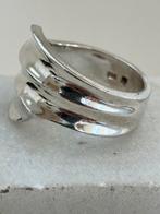Stevige brede zilveren ring, 18 tot 19, Ophalen of Verzenden, Zo goed als nieuw, Dame