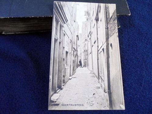 Amsterdam. Geertruisteeg of Sint Geertruidensteeg. 1416, Verzamelen, Ansichtkaarten | Nederland, Ongelopen, Noord-Holland, 1920 tot 1940