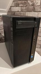 Pc kast. Cooler master, Computers en Software, Computerbehuizingen, Ophalen of Verzenden, Zo goed als nieuw