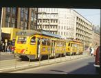 h270: dia van HTM PCC tram 2110, Grote marktstraat, '80s, Verzamelen, Ophalen of Verzenden, Gebruikt, Tram, Kaart of Prent