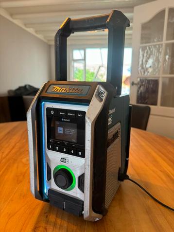 makita bouwradio DRM115 beschikbaar voor biedingen