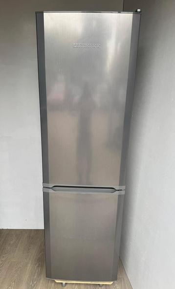Liebherr koelkast zo goed als nieuw.  beschikbaar voor biedingen