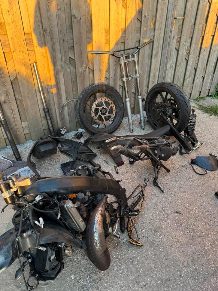 Motorhispania RYZ 2013 80 cc brommer in onderdelen te koop, Fietsen en Brommers, Brommeronderdelen | Algemeen, Gebruikt, Ophalen of Verzenden