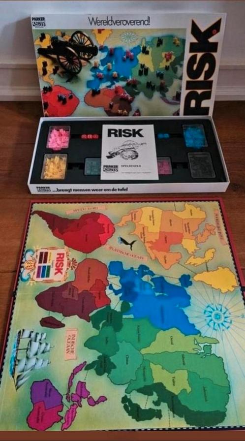 RISK- Vintage - witte doos- Zo goed als nieuw- ook verzenden, Hobby en Vrije tijd, Gezelschapsspellen | Bordspellen, Gebruikt