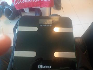 Digitale Weegschaal met Bluetooth beschikbaar voor biedingen