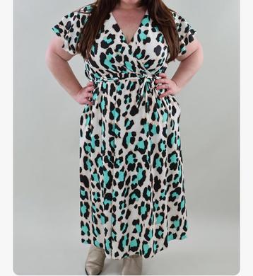 Jurk curved angels nieuw ongedragen grote maat 46 48 50 52 beschikbaar voor biedingen