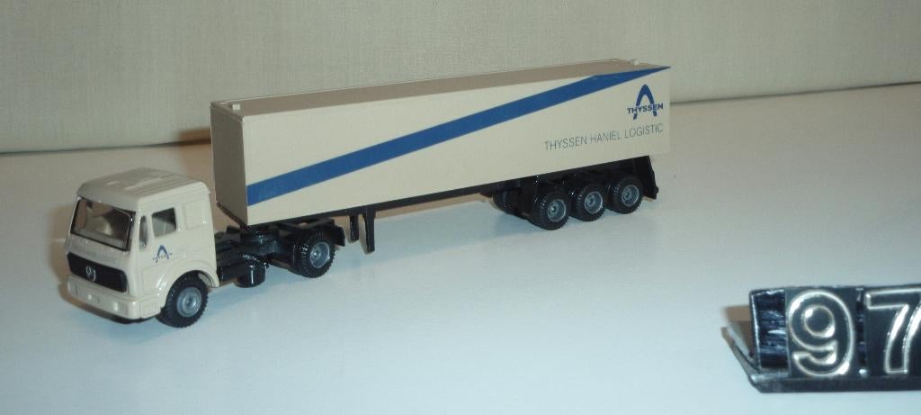 Te koop modelauto: Mercedes- Trekker Oplegger- Thyssen -1:87, Verzamelen, Ophalen of Verzenden, Auto's