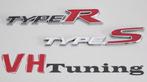 Honda Type S 3D logo zelfkelvend 15 cm metaal wit/rood, Auto diversen, Ophalen of Verzenden