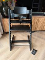 Stokke Tripp Trapp zwart black & Babyset kinderstoel 2023, Ophalen, Zo goed als nieuw, Meegroeistoel