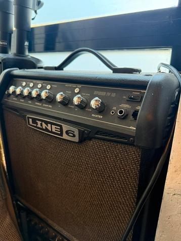 Line 6 Spider IV 15 – Compacte modeling gitaarversterker beschikbaar voor biedingen