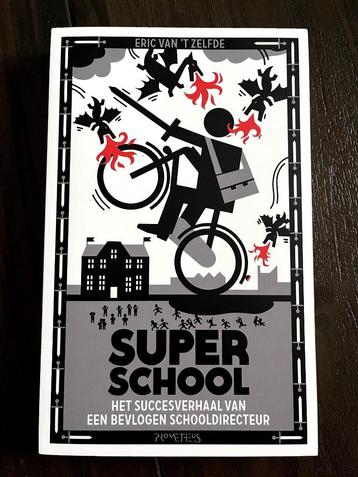 Boek: Super School beschikbaar voor biedingen