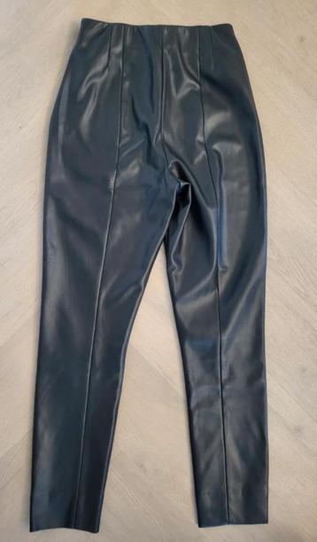 Zwarte nep leren broek / legging Josh V model Lenie maat M beschikbaar voor biedingen
