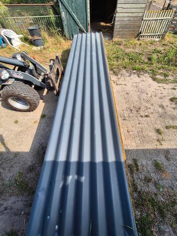 Sandwichpanelen 3x5m beschikbaar voor biedingen