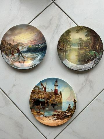 3 WEDGWOOD WANDBORDEN beschikbaar voor biedingen