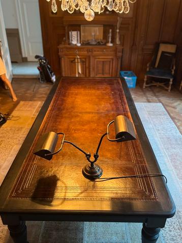 Antiek Bureau met Leren Bovenkant beschikbaar voor biedingen