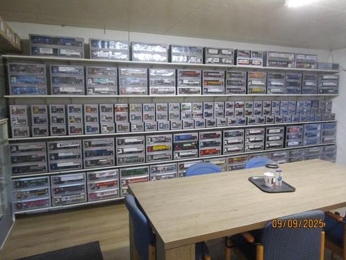 Onze Wsi Shop is ook Zaterdag & Zondag open, Hobby en Vrije tijd, Modelauto's | 1:50, Nieuw, Bus of Vrachtwagen, Wsi, Ophalen