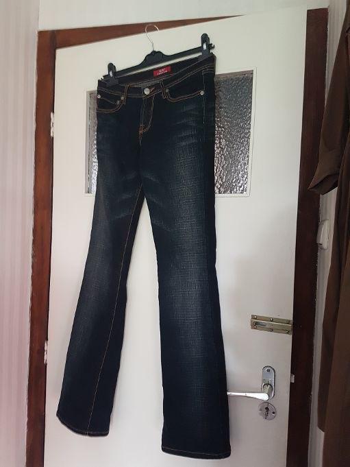 Leuke donkerblauwe 5 pocket jeans, 36/38, straight fit., Kleding | Dames, Spijkerbroeken en Jeans, Gedragen, W28 - W29 (confectie 36)