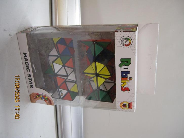 rubiks magic star nieuw in verpakking (353), Hobby en Vrije tijd, Denksport en Puzzels, Nieuw, Rubik's of 3D-puzzel, Minder dan 500 stukjes