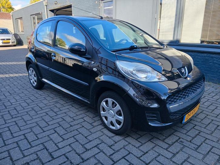 Peugeot 107 1.0 12V 5DR airco cv electr ramen, Auto's, Peugeot, Particulier, Te koop, Benzine, A, Hatchback, Handgeschakeld, Origineel Nederlands