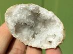 Bergkristal geode paartje mineralen A, Verzamelen, Mineralen en Fossielen, Ophalen of Verzenden, Mineraal