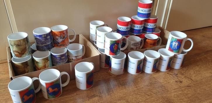 bekers/mokken, Huis en Inrichting, Keuken | Servies, Kop(pen) en/of Schotel(s), Overige stijlen, Aardewerk, Ophalen