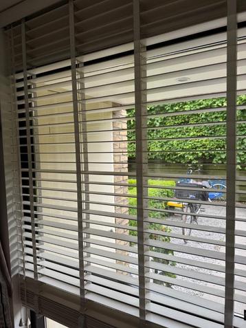 Luxaflex horizontale jaloezieën wit  beschikbaar voor biedingen