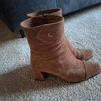Babouche suède kuitlaarzen bruin maat 39, Kleding | Dames, Schoenen, Bruin, Ophalen of Verzenden, Zo goed als nieuw, Babouche