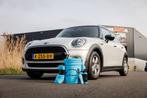 Mini Cooper Stipt 5-deurs (f55) 1.5 136pk 2021 Wit, Auto's, 1165 kg, Origineel Nederlands, Te koop, 5 stoelen