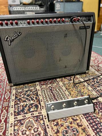 Fender Power Chorus Combo (met footswitch) beschikbaar voor biedingen
