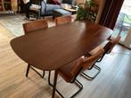 Mooie donkerbruine houten ovale eettafel, Huis en Inrichting, 100 tot 150 cm, 200 cm of meer, Ophalen of Verzenden, Zo goed als nieuw