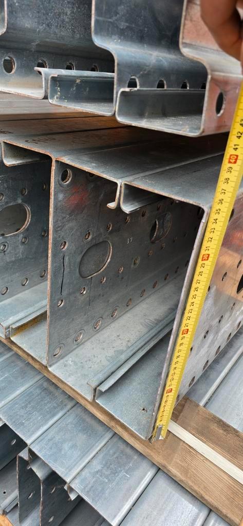 Entresolvloer verdiepingsvloer ca. 17x5m = 85m2 vloer., Zakelijke goederen, Kantoor en Winkelinrichting | Magazijn, Stelling en Opslag