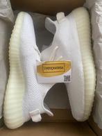 Adidas Yeezy Boost 350 V2 | Cream White | 46, Kleding | Heren, Schoenen, Verzenden, Wit, Nieuw, Sneakers of Gympen