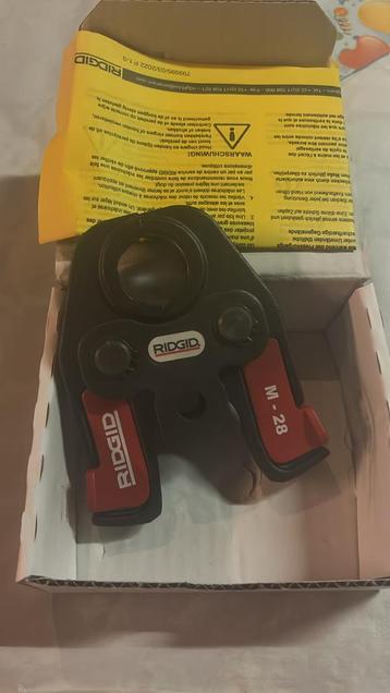 8x Ridgid M28 Persbek - Nieuwstaat! beschikbaar voor biedingen