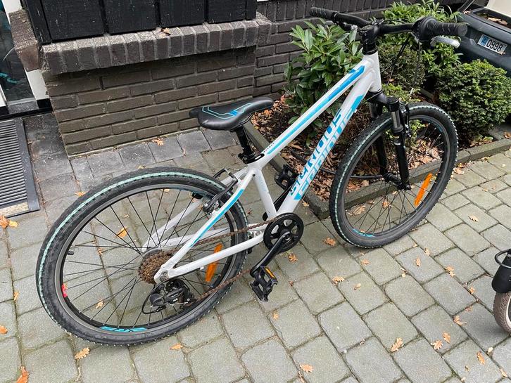 Serious Rockville 24 inch kinderfiets, Fietsen en Brommers, Fietsen | Meisjes, Gebruikt, 24 inch, Handrem, Ophalen