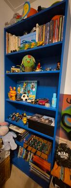Blauwe boekenkast zgan, Ophalen, Met plank(en), 50 tot 100 cm, Zo goed als nieuw